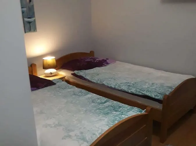 Nad Morzem منزل للإقامة *